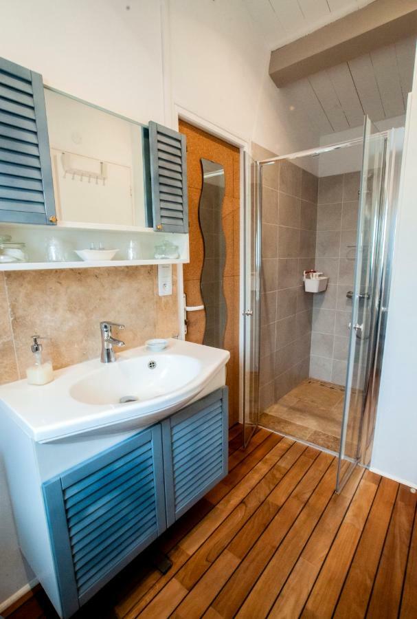 Les Yeux Bleus Bed & Breakfast Noirmoutier-en-l'Ile Exterior foto